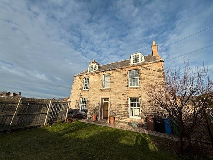 4 Bedroom Flat To Rent In West Forth Street Upper, Cellardyke, KY10