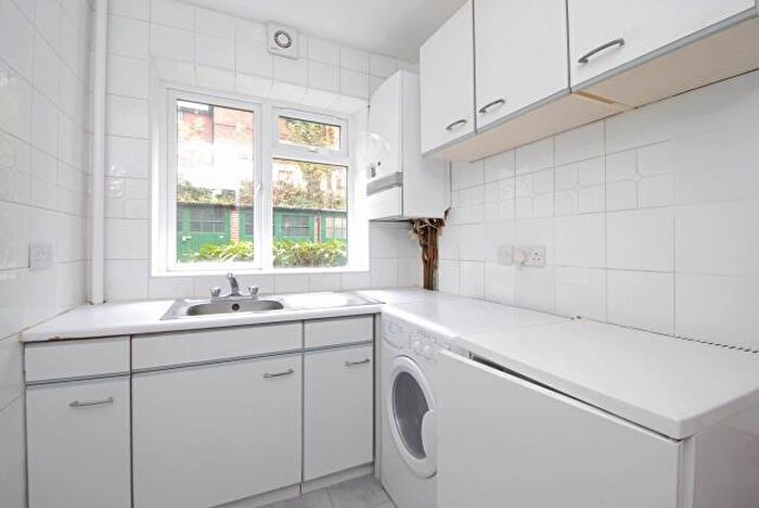 1 Bedroom Flat To Rent In Archway Road, London, N6