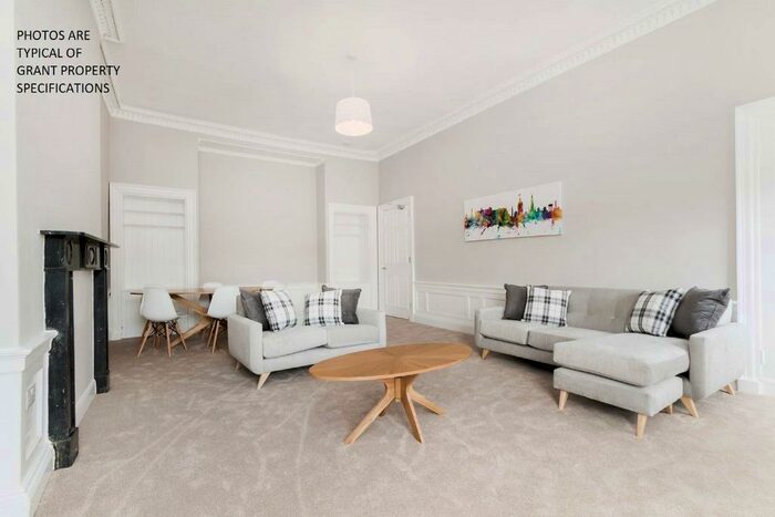 2 Bedroom Flat To Rent In Hillside Crescent, City Centre, Edinburgh, EH7