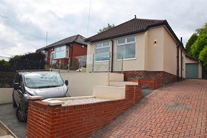 3 Bedroom Detached Bungalow For Sale In Heywood Old Road, Middleton, Manchester, M24