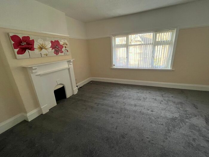 2 Bedroom Flat To Rent In Ascot Road, Moseley, Birmingham, B13