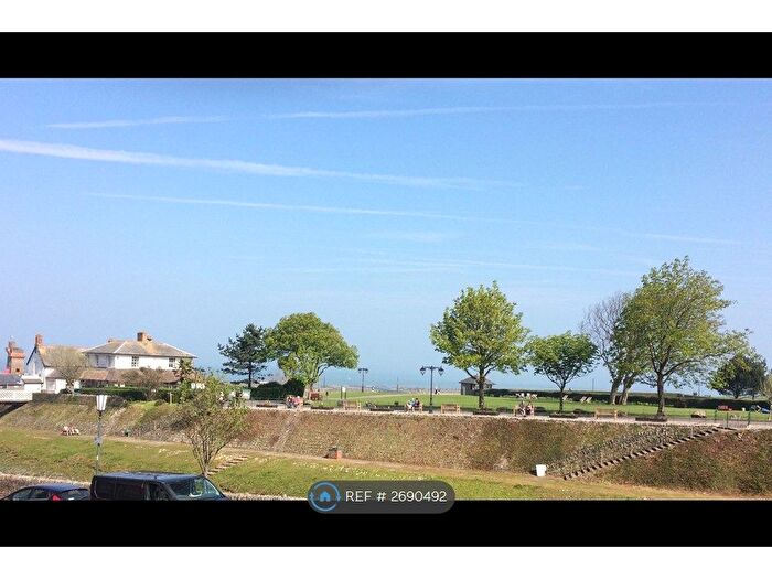 2 Bedroom Flat To Rent In Lynmouth St, Lynmouth, EX35