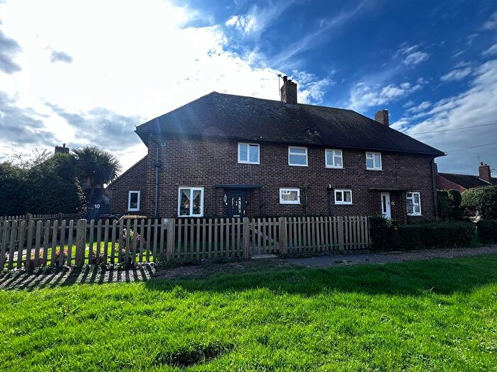3 Bedroom Semi-Detached House For Sale In Manhood Lane, Sidlesham, Chichester, PO20