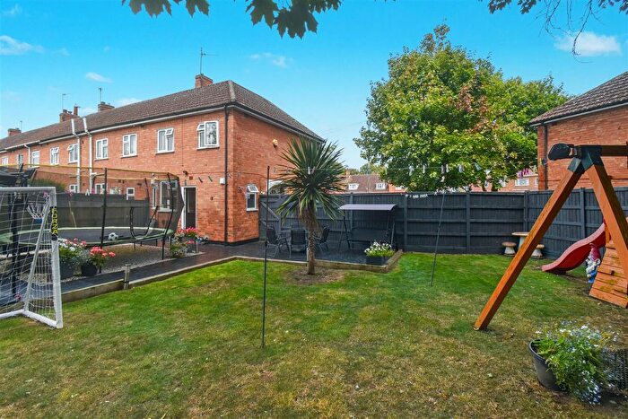 3 Bedroom Semi-detached House For Sale In Fineshade Grove, Corby, NN17