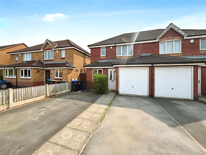 3 Bedroom Semi Detached House For Sale In The Hawthorns, Kirkby-in-Ashfield, Nottingham, Nottinghamshire, NG17