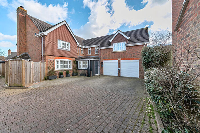 5 Bedroom Detached House To Rent In Regent Way, West Malling, ME19