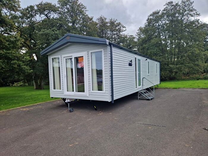 2 Bedroom Mobile/park Home For Sale In Sauchope Links Caravan Site, Crail, Anstruther, KY10