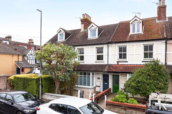 1 Bedroom Apartment For Sale In St. Andrews Road, Portslade, Brighton, BN41