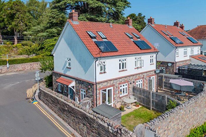 3 Bedroom Semi-Detached House For Sale In Bawns Close, Long Ashton, BS41
