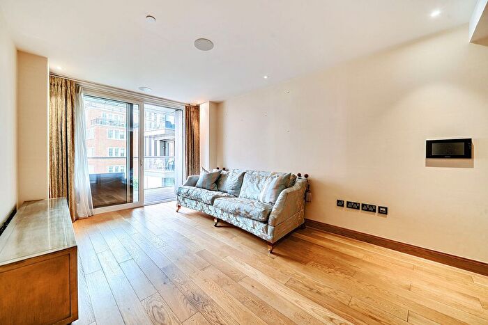 2 Bedroom Flat For Sale In The Courthouse, Westminster, London, SW1P