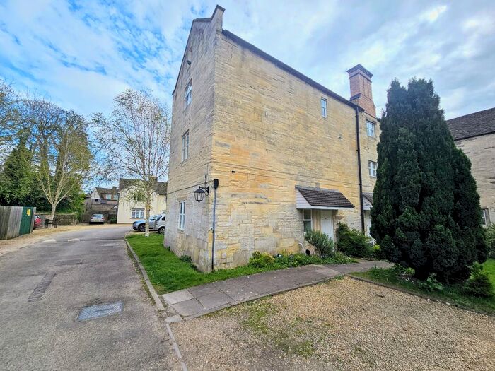 1 Bedroom Flat To Rent In Bisley Road, Stroud, GL5