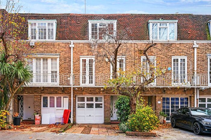 3 Bedroom Terraced House To Rent In Holland Park Road, Kensington, London, W14