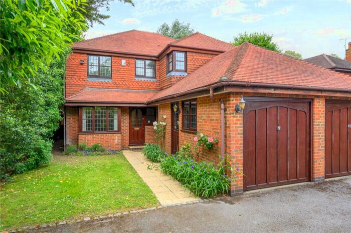 4 Bedroom Detached House To Rent In Castle Road, Weybridge, Surrey, KT13