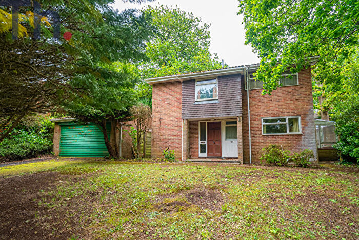 4 Bedroom Detached House For Sale In Alverstone Garden Village, Sandown, Isle Of Wight, PO36