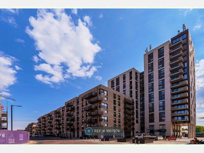 2 Bedroom Flat To Rent In Peregrine Point, Enfield, EN3