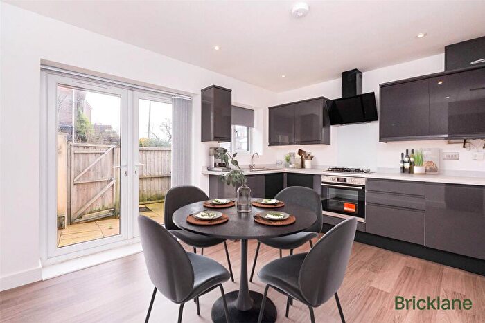 3 Bedroom End Of Terrace House For Sale In Nibletts Hill, Bristol, Somerset, BS5