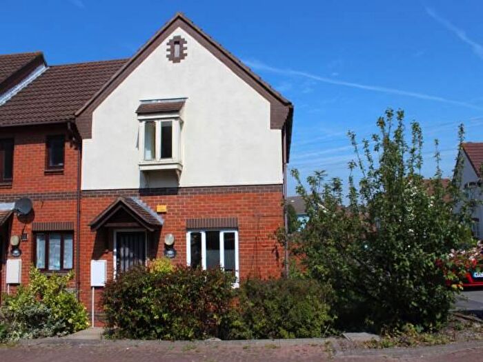 3 Bedroom House To Rent In The Barrows, Locking Castle, Weston-super-Mare, BS22