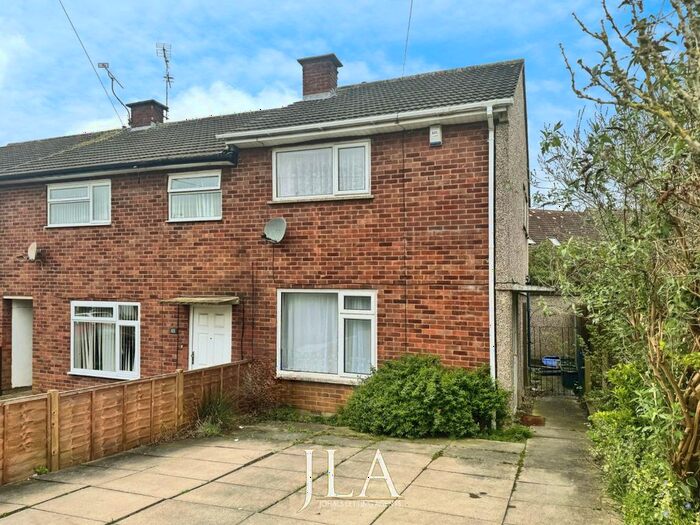 2 Bedroom Terraced House To Rent In St. Austell Road, Leicester, LE5