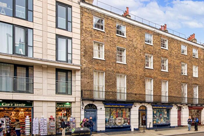2 Bedroom Apartment To Rent In Baker Street, Marylebone, NW1