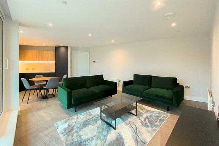 2 Bedroom Apartment To Rent In Castle Wharf, M15