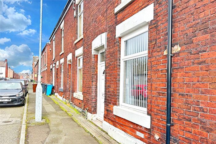 2 Bedroom Terraced House For Sale In Leam Street, Ashton-Under-Lyne, Greater Manchester, OL6