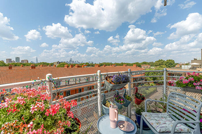 2 Bedroom Apartment For Sale In Odessa Street, London, SE16