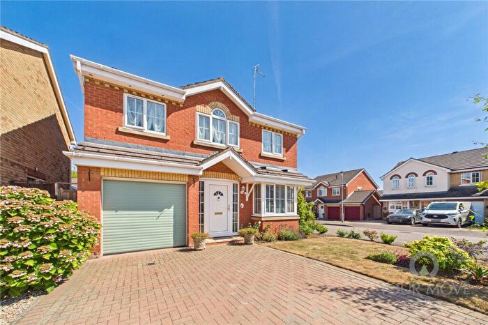 4 Bedroom Detached House For Sale In Foxglove Avenue, Woodford Halse, Daventry, Northamptonshire, NN11
