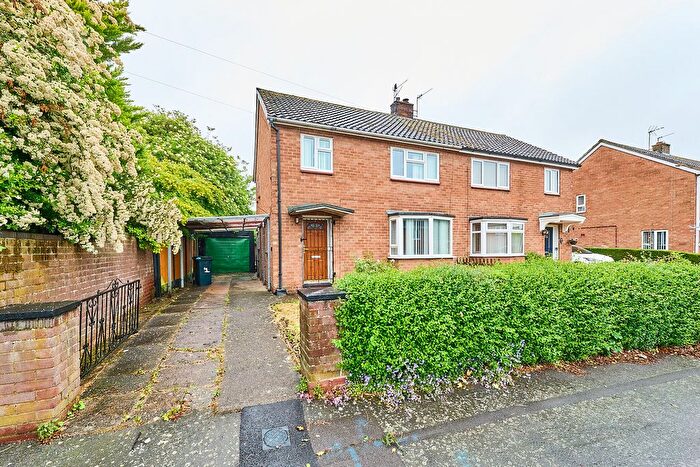Semi-detached House For Sale In Massey Crescent, Shrewsbury, Shropshire, Shropshire, SY1