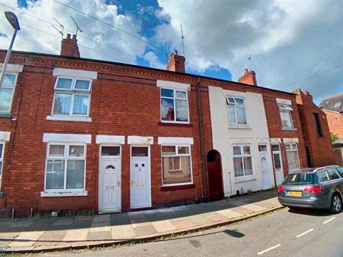 2 Bedroom Terraced House To Rent In Walton Street, Leicester, LE3