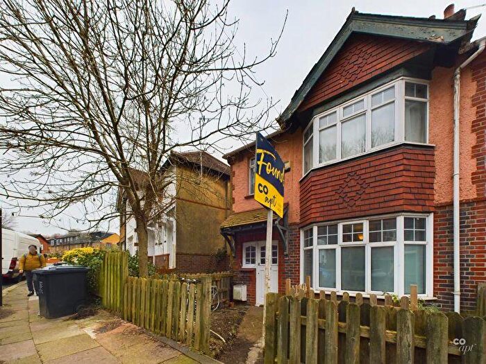 6 Bedroom Terraced House To Rent In Stanmer Park Road, Brighton, BN1