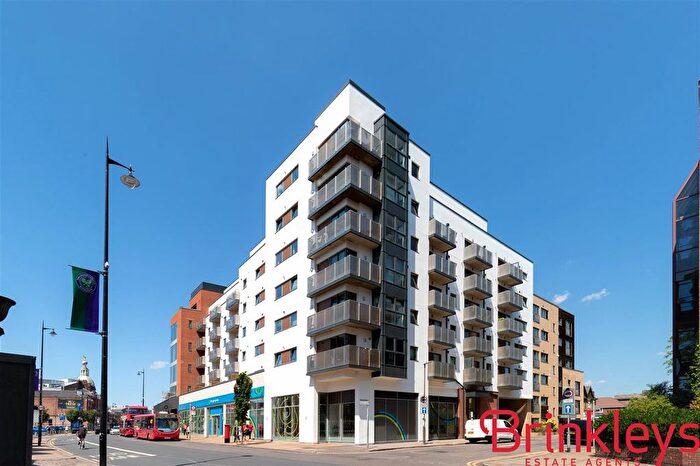 1 Bedroom Flat To Rent In Broadway House, Stanley Road, London, SW19