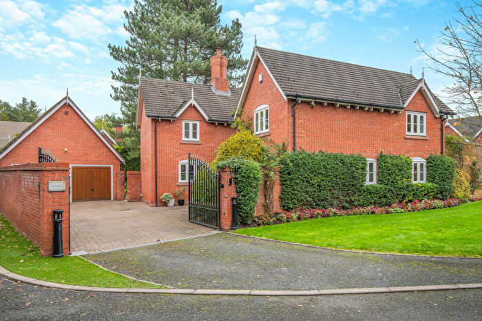 4 Bedroom Detached House For Sale In Orchard Lane Wolseley Bridge Stafford, Staffordshire, ST17