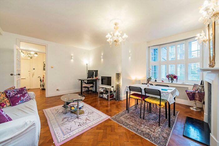 1 Bedroom Flat To Rent In Kensington Park Road, Notting Hill, W11