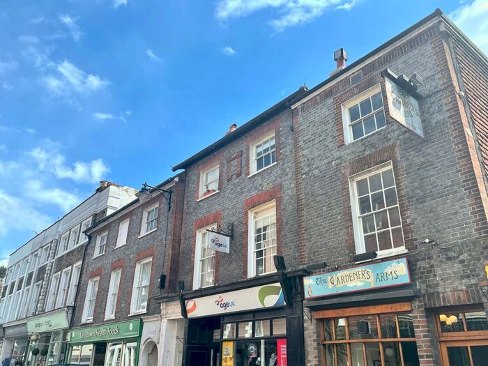 1 Bedroom Flat To Rent In Cliffe High Street, Lewes, BN7