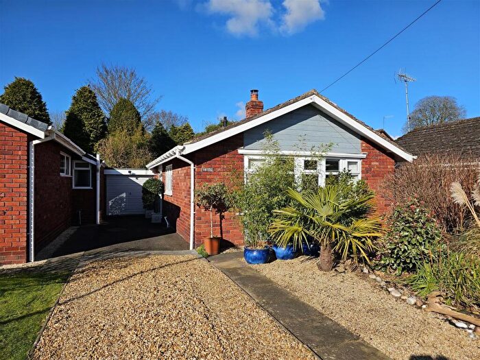 2 Bedroom Detached Bungalow For Sale In Holly Close, Kinver, Stourbridge, DY7