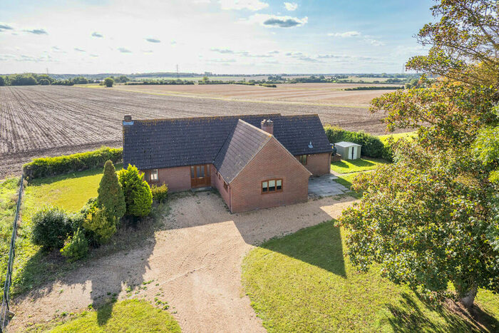 3 Bedroom Detached Bungalow To Rent In Belchamp St. Paul, Sudbury, Suffolk, CO10