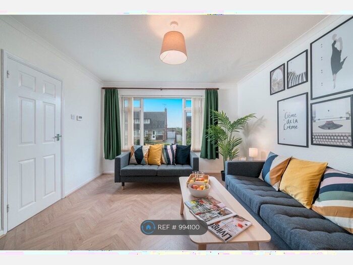 3 Bedroom Detached House To Rent In Harkness Way Hitchin, Herts, SG4