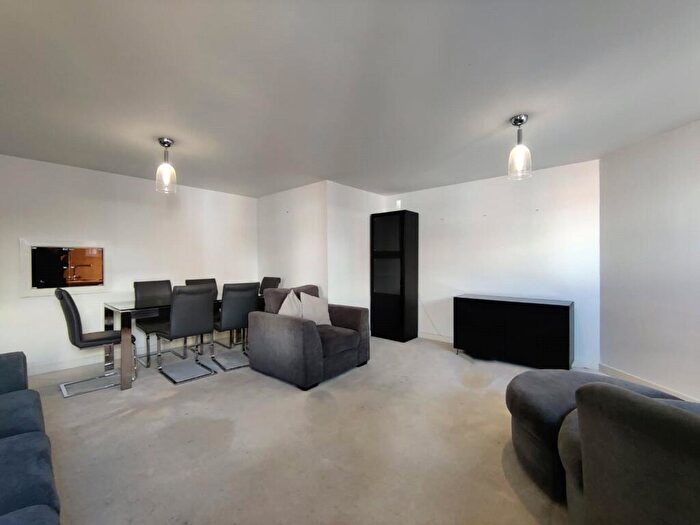 2 Bedroom Apartment To Rent In Warstone Lane, Birmingham, B18