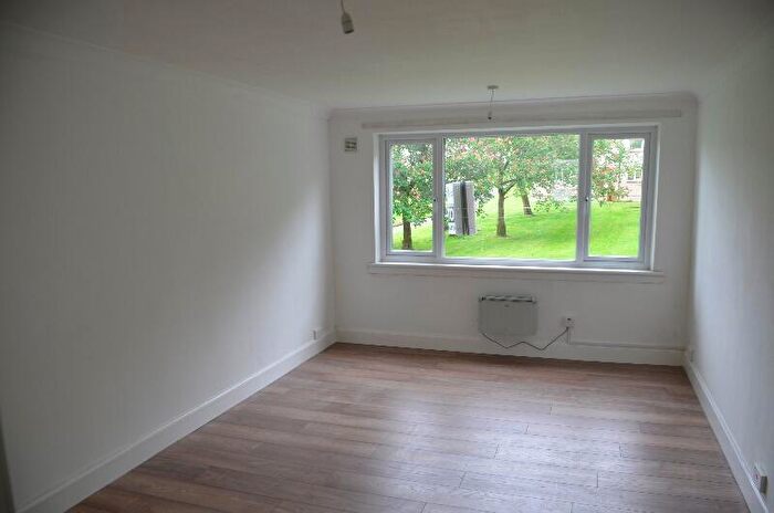 2 Bedroom Flat To Rent In Pembroke, East Kilbride, South Lanarkshire, G74