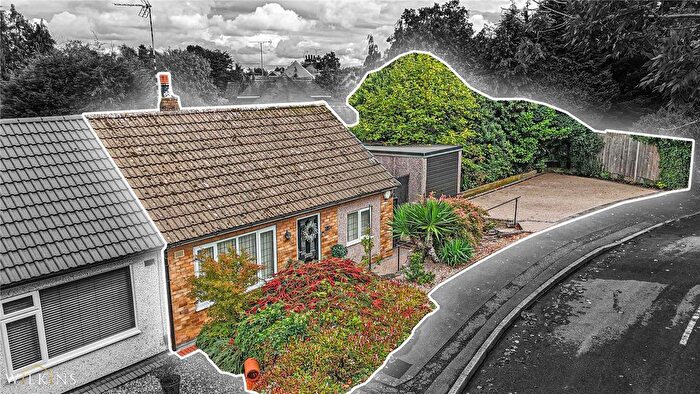 2 Bedroom Bungalow For Sale In Lodge Close, Atherstone, Warwickshire, CV9