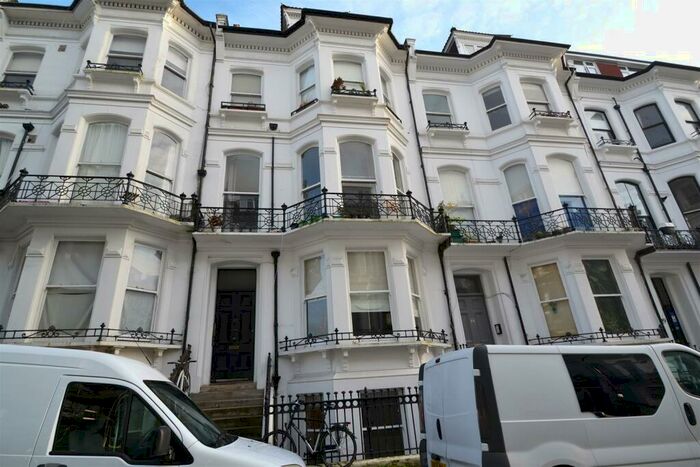 2 Bedroom Apartment To Rent In St. Michaels Place, Brighton, BN1