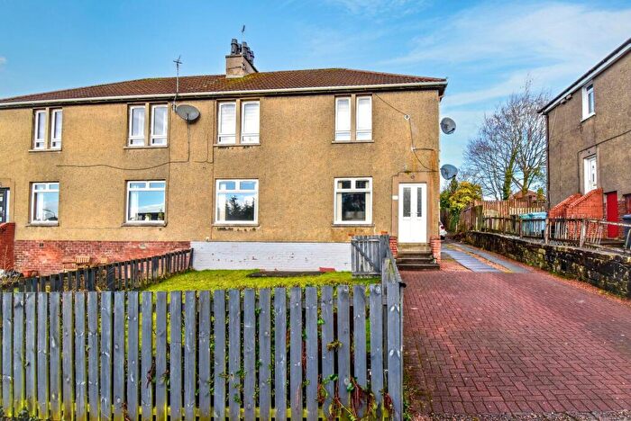 2 Bedroom Flat To Rent In Haughton Avenue, Kilsyth, G65