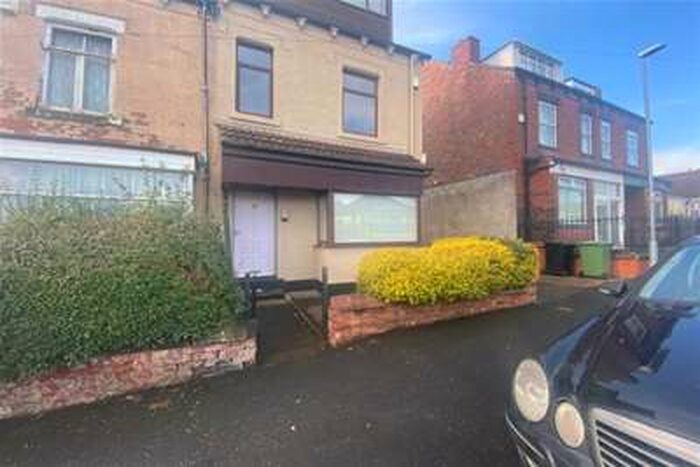 4 Bedroom House To Rent In 38 Tyas Gorve, LS9