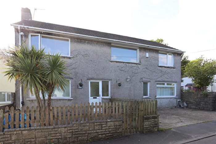 3 Bedroom House For Sale In The Lane, St. Nicholas, Vale Of Glamorgan, CF5