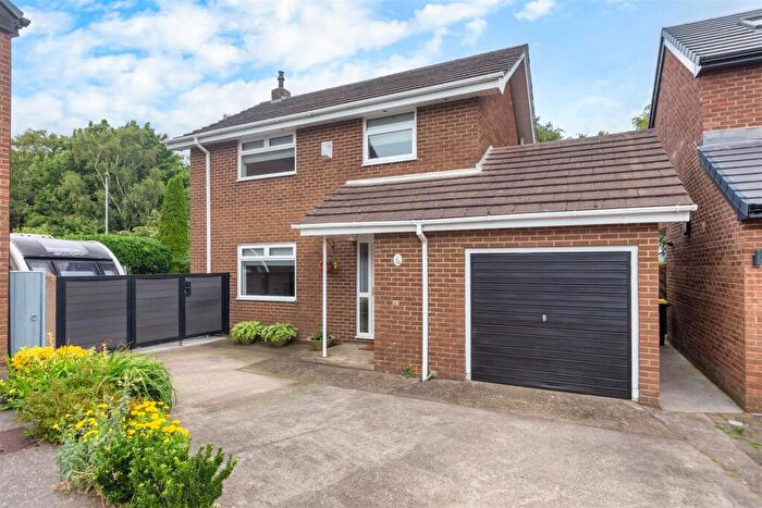 3 Bedroom Detached House For Sale In East View Court, Lancaster, LA1