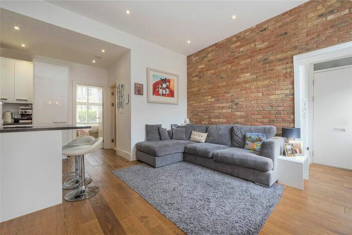 2 Bedroom Flat To Rent In Constantine Road, South End Green, NW3