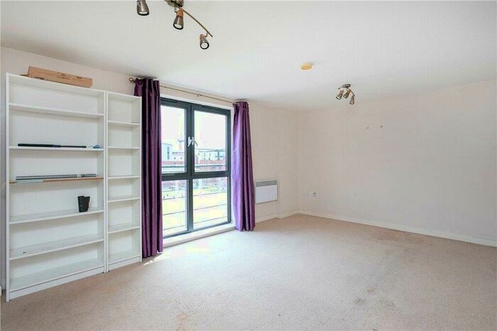 2 Bedroom Apartment To Rent In Kitchen Court, Brisbane Road, E10