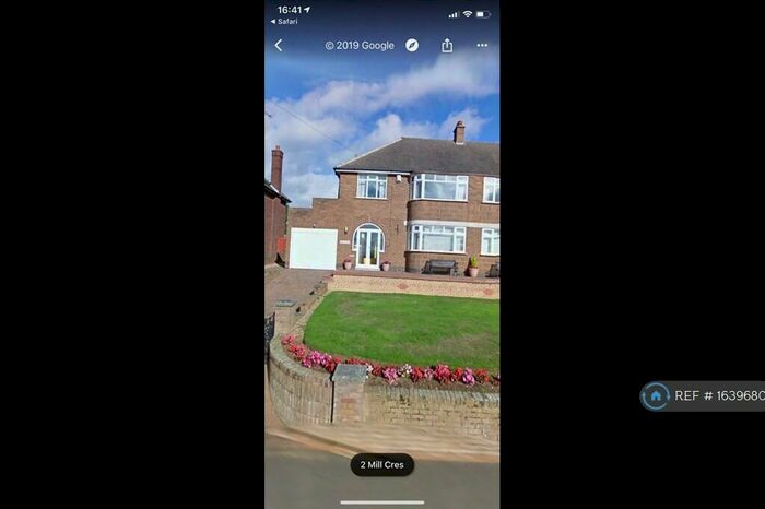 3 Bedroom Semi-Detached House To Rent In Newlands, Kingsbury, B78