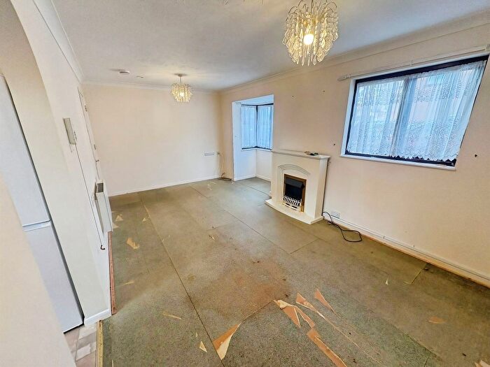 1 Bedroom Flat For Sale In Sherwood Close, Southampton, SO16