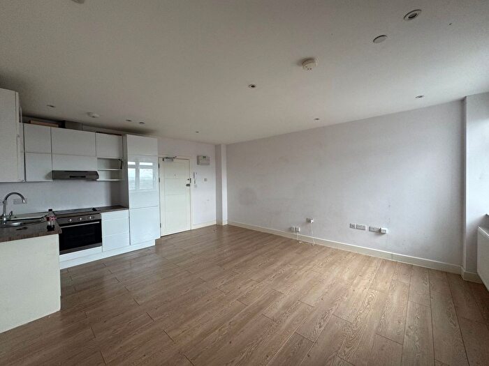 Studio To Rent In Buckingham Street, Aylesbury, HP20